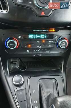 Седан Ford Focus 2017 в 