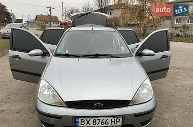 Хэтчбек Ford Focus 2004 в Теофиполе