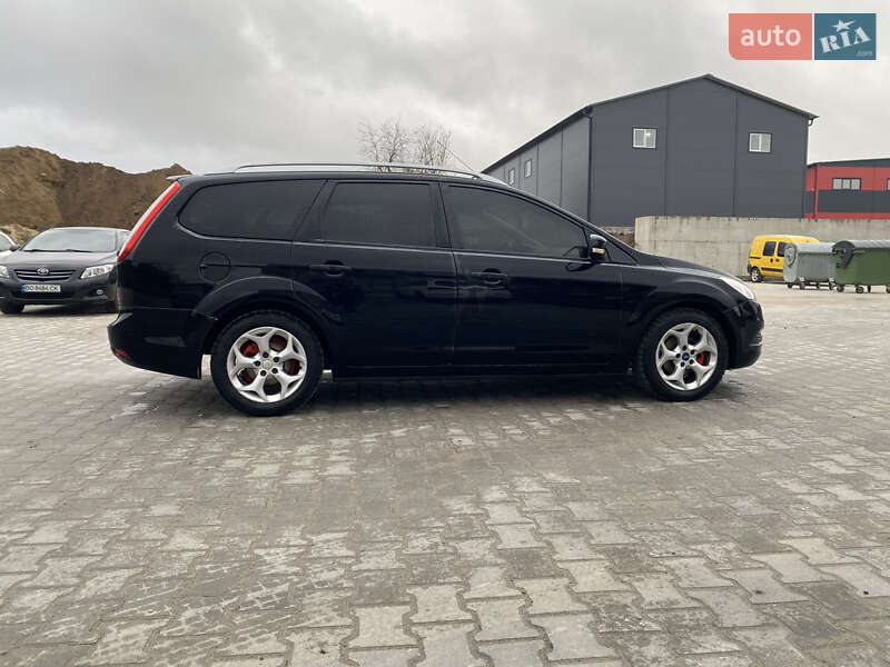 Універсал Ford Focus 2010 в Тернополі