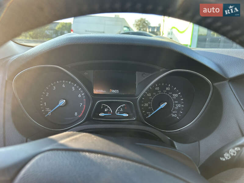 Хэтчбек Ford Focus 2016 в Нововолынске
