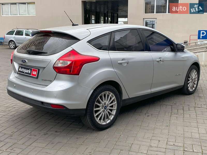 Хэтчбек Ford Focus 2014 в Одессе