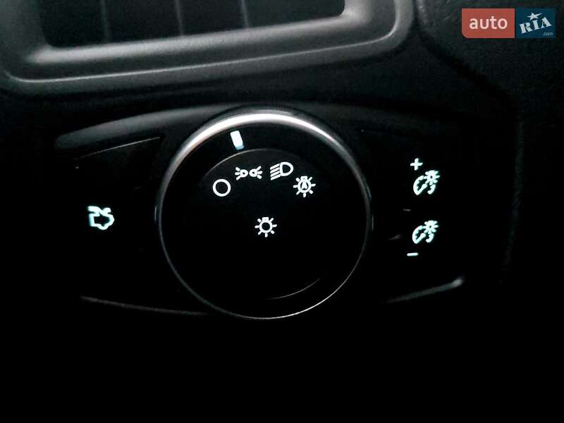 Седан Ford Focus 2015 в Одессе