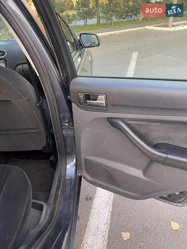 Универсал Ford Focus 2004 в Одессе