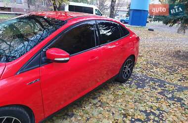 Седан Ford Focus 2016 в Дніпрі