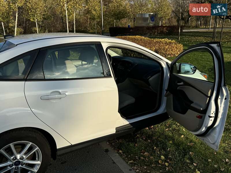 Седан Ford Focus 2016 в Днепре