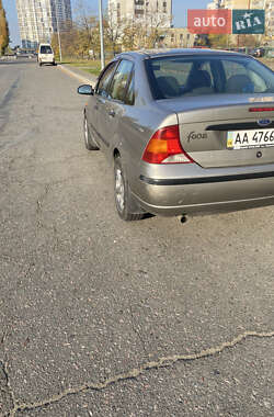 Седан Ford Focus 2003 в Киеве