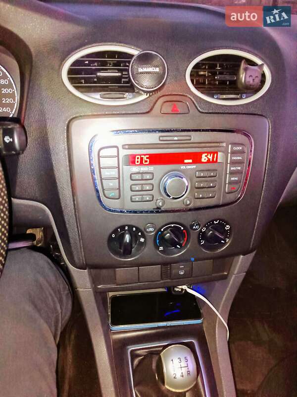 Универсал Ford Focus 2007 в Монастырище