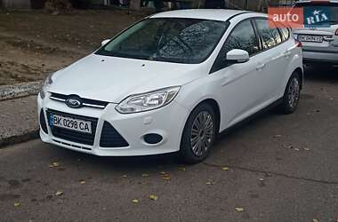 Хэтчбек Ford Focus 2012 в Вараше