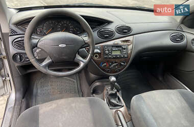 Хэтчбек Ford Focus 1999 в Днепре