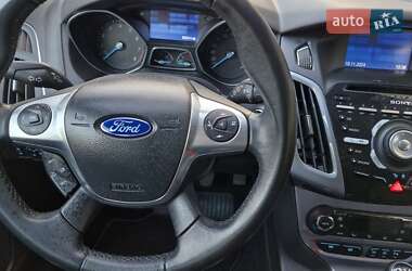 Універсал Ford Focus 2014 в Чернігові