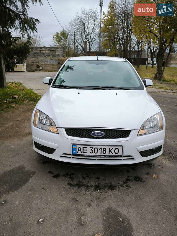 Хэтчбек Ford Focus 2007 в Кривом Роге