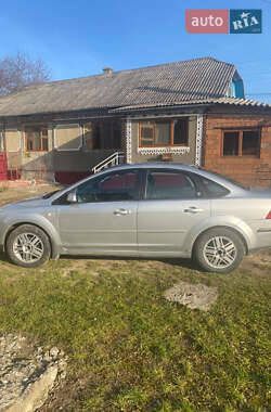 Седан Ford Focus 2005 в Черновцах