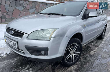 Седан Ford Focus 2005 в Староконстантинове