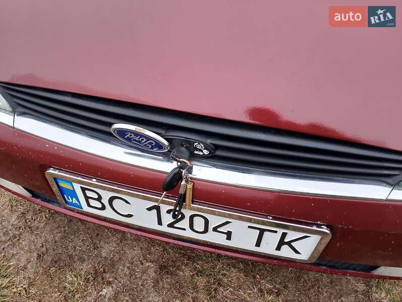 Седан Ford Focus 1999 в Львове