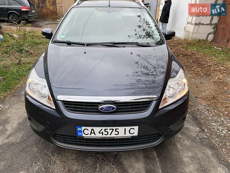 Универсал Ford Focus 2010 в 