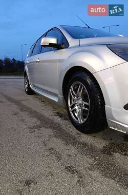 Универсал Ford Focus 2009 в 