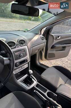 Универсал Ford Focus 2010 в 