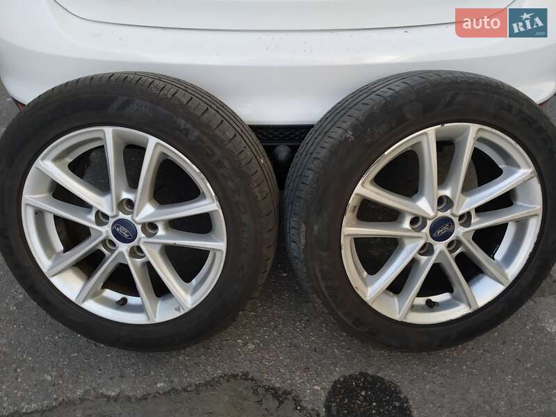 Хэтчбек Ford Focus 2011 в Кременчуге