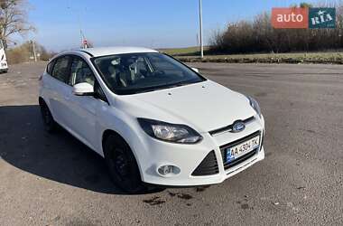 Хэтчбек Ford Focus 2014 в 
