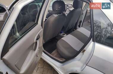 Седан Ford Focus 2003 в 