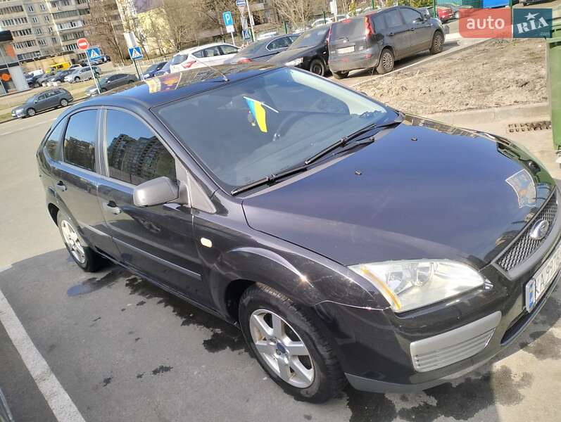 Хэтчбек Ford Focus 2005 в Киеве фото 6 Хэтчбек Ford Focus 2005 в Киеве