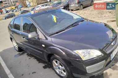 Хэтчбек Ford Focus 2005 в Киеве