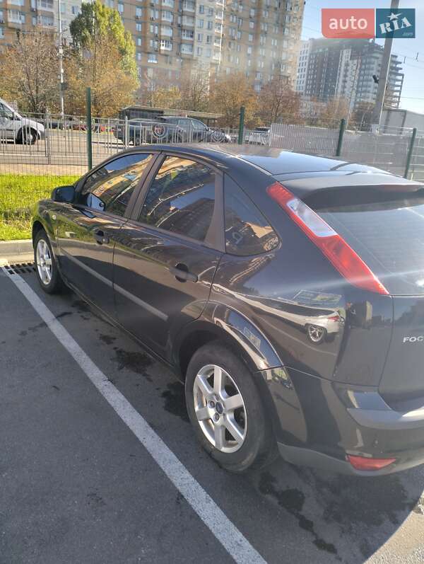 Хэтчбек Ford Focus 2005 в Киеве фото 2 Хэтчбек Ford Focus 2005 в Киеве