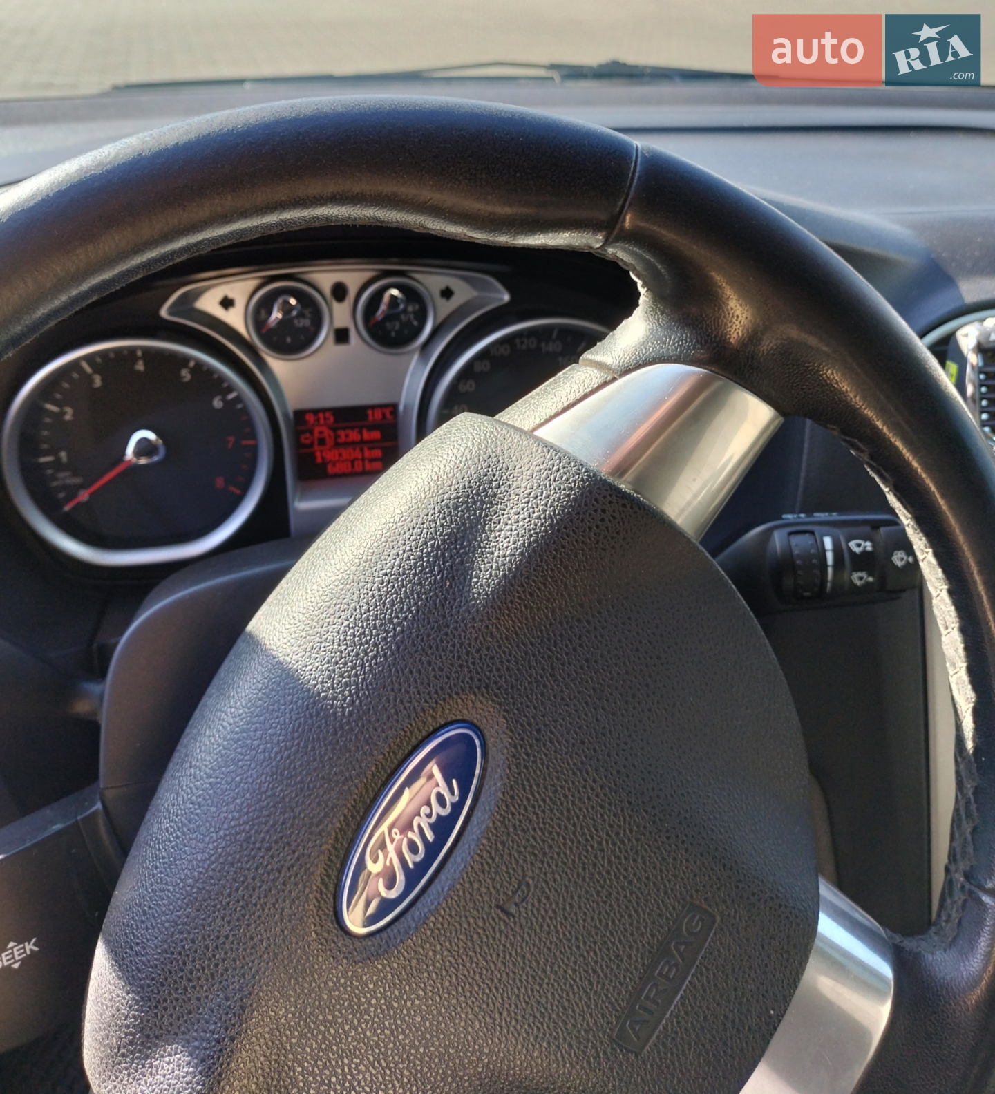 2010 Ford Focus - мініатюра 4