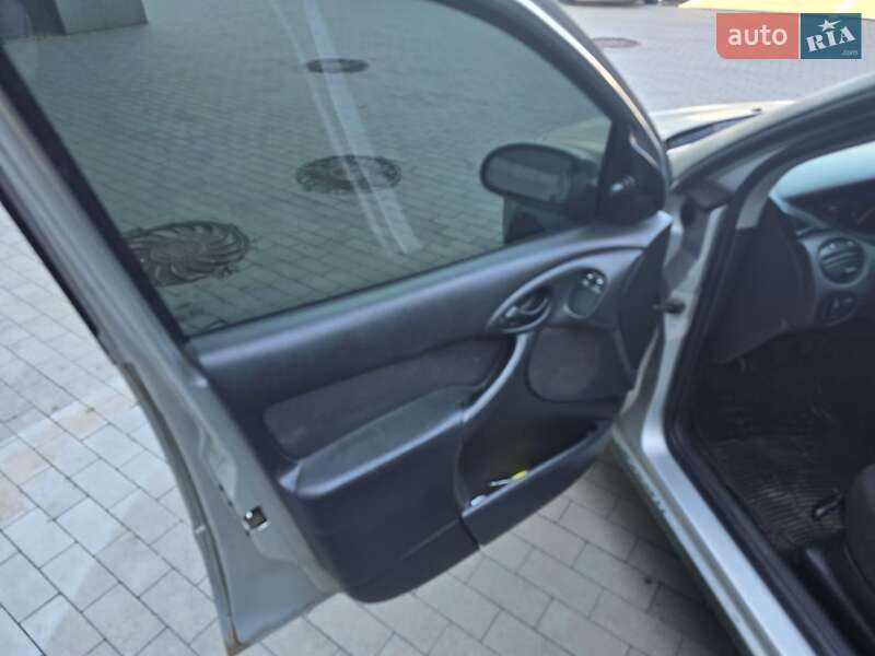 Универсал Ford Focus 2004 в Киеве
