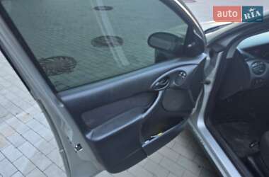 Универсал Ford Focus 2004 в 