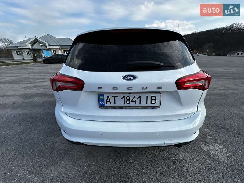 Универсал Ford Focus 2018 в Обухове