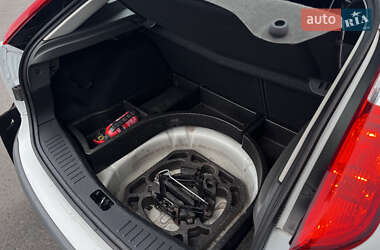 Хэтчбек Ford Focus 2007 в 