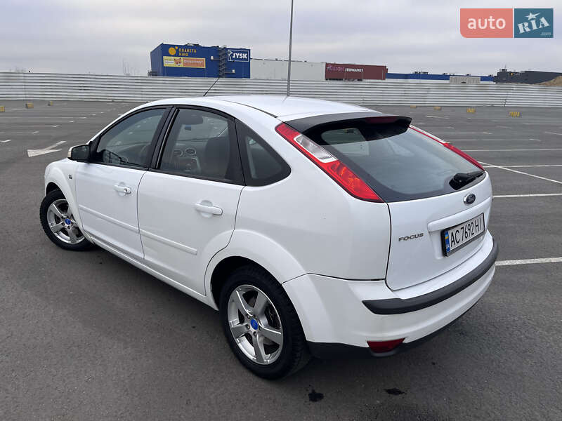 Хэтчбек Ford Focus 2007 в Львове