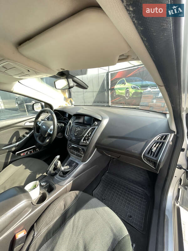 Хетчбек Ford Focus 2013 в Теребовлі