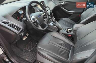 Седан Ford Focus 2014 в 
