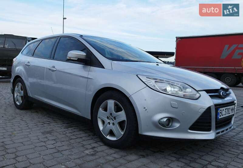 Хэтчбек Ford Focus 2013 в Николаеве