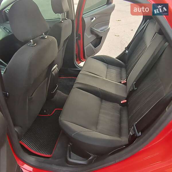 Седан Ford Focus 2016 в Николаеве