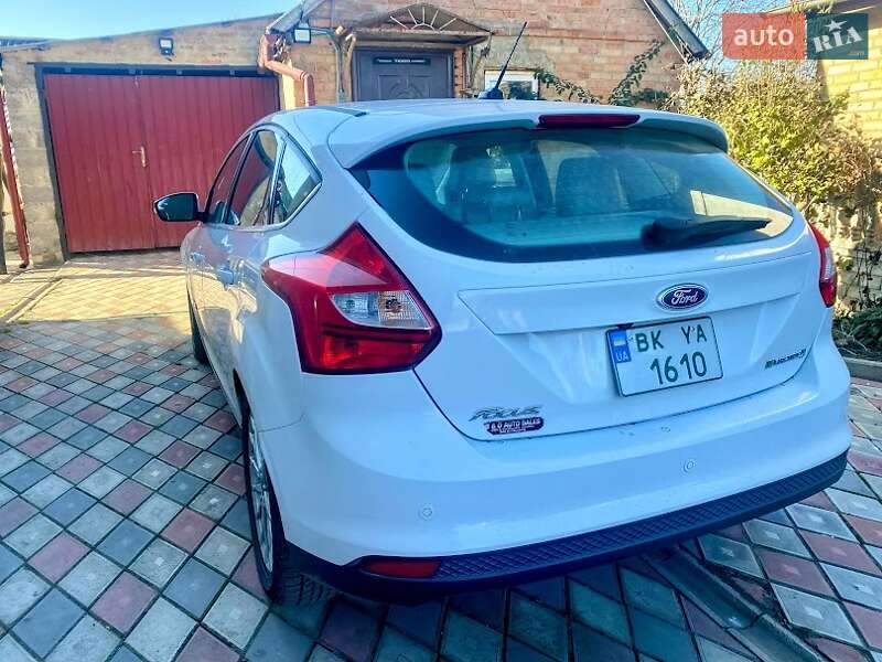 Хэтчбек Ford Focus 2012 в Здолбунове