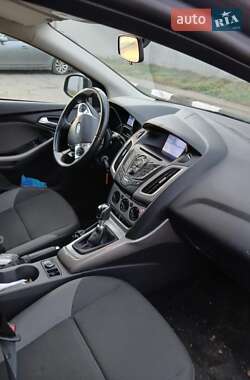 Универсал Ford Focus 2012 в 