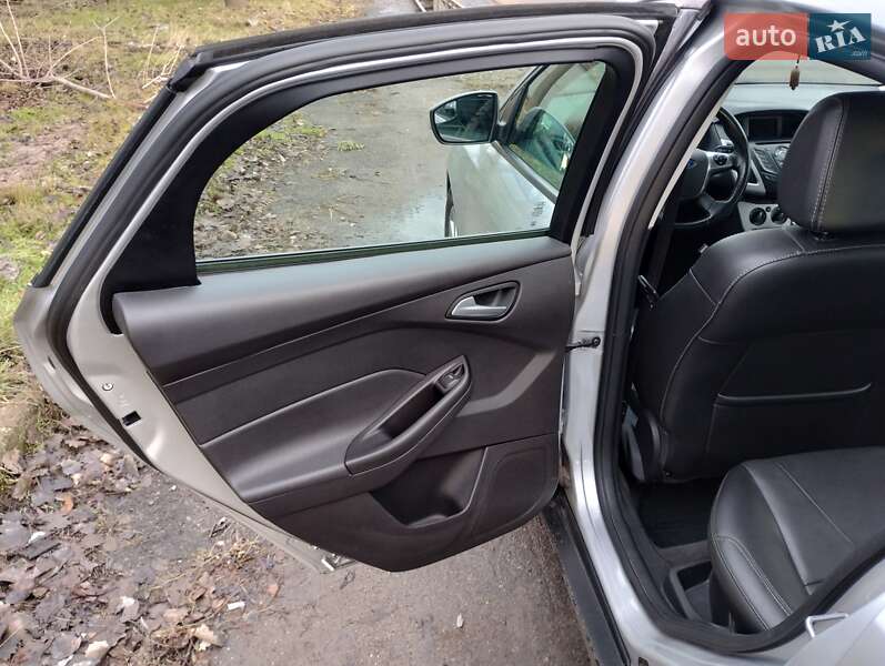 Седан Ford Focus 2014 в Кривом Роге