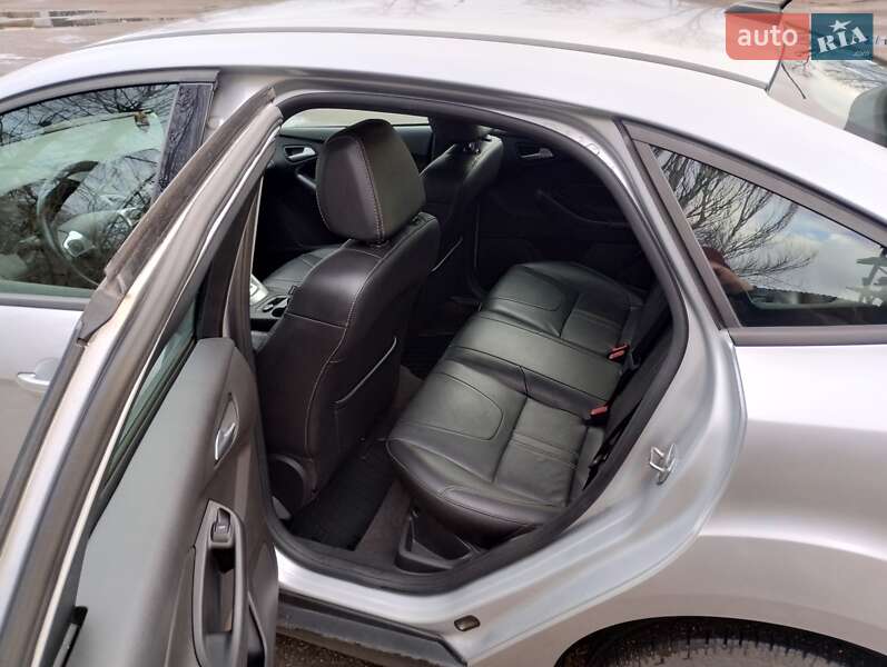 Седан Ford Focus 2014 в Кривом Роге
