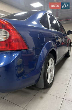Седан Ford Focus 2008 в 
