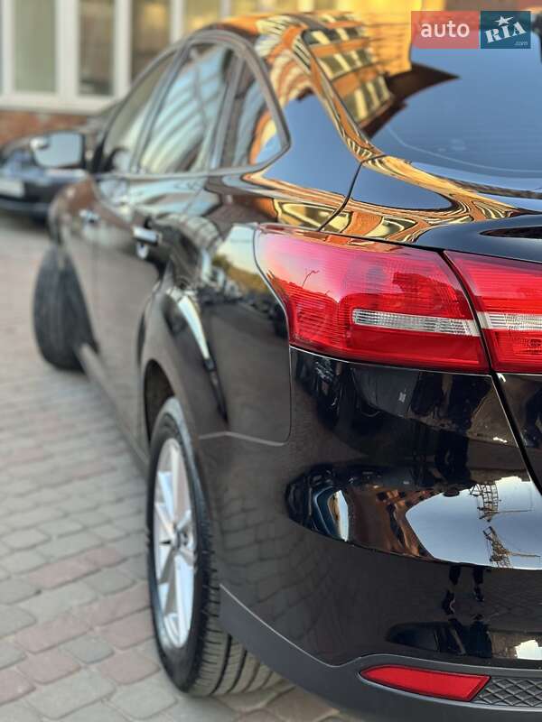 Седан Ford Focus 2016 в Львове