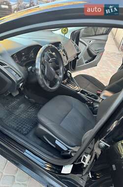 Седан Ford Focus 2016 в 