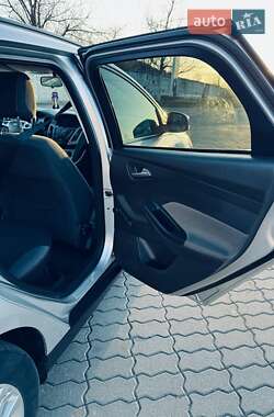 Универсал Ford Focus 2012 в 