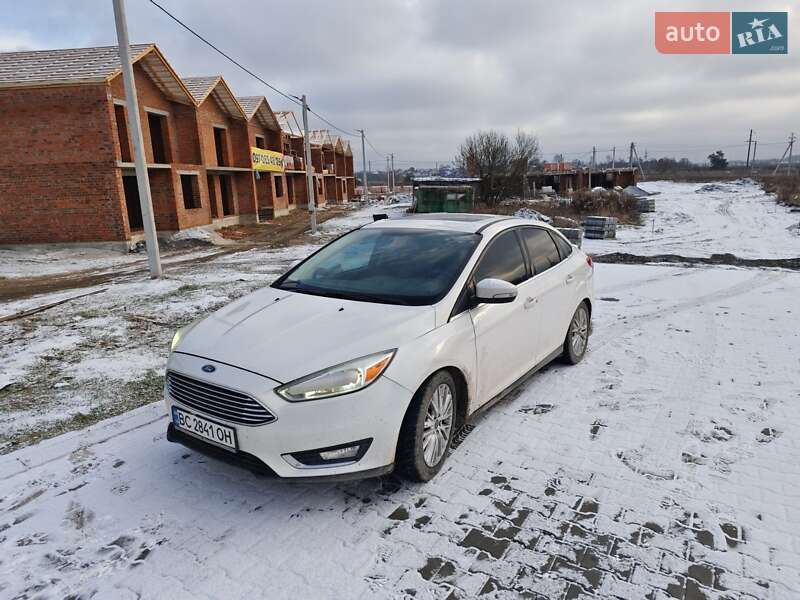 Седан Ford Focus 2016 в Яворові