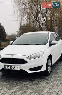 Седан Ford Focus 2015 в Здолбунове