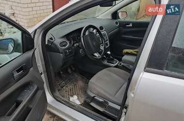 Седан Ford Focus 2006 в Южноукраїнську