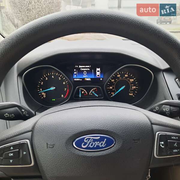 Седан Ford Focus 2015 в Львове