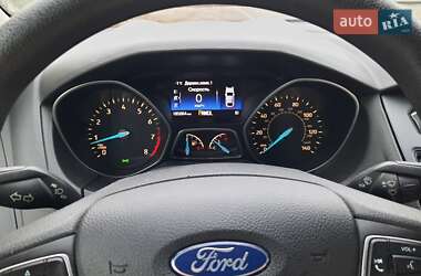 Седан Ford Focus 2015 в Львове